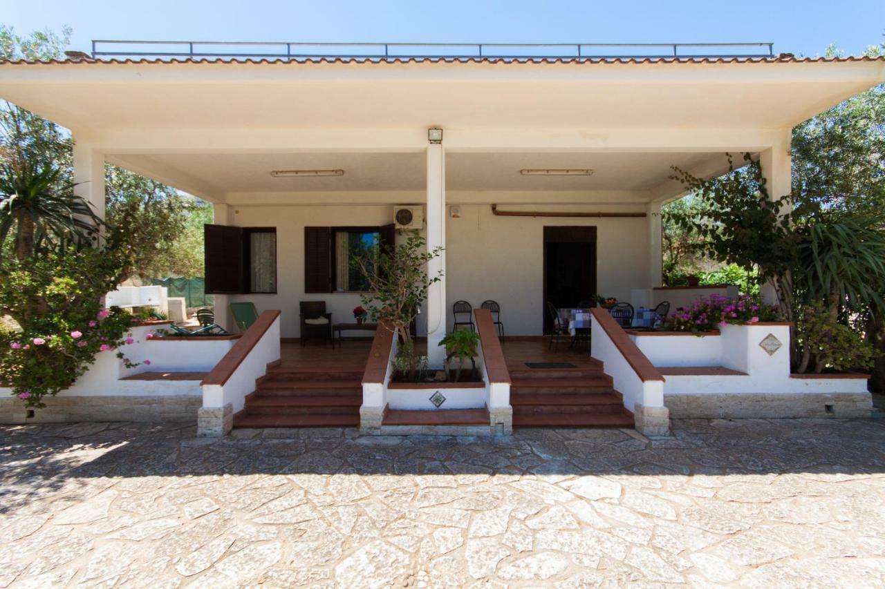 Villa Cala Bianca Castellammare del Golfo Buitenkant foto